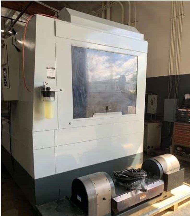 Used 2018 Haas VM-6 with Haas TR310 Trunnion Table, Probing, Coolant Thru Spindle, Z Axis Riser
