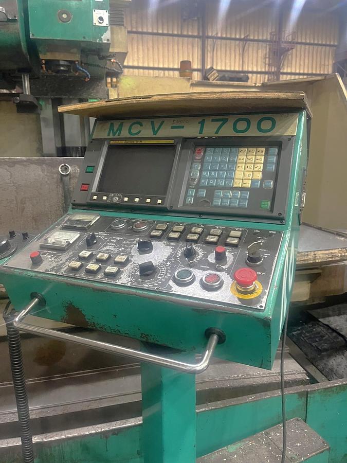 Used 1997 Dahlih MCV-1700 Heavy Duty VMC with Boxed Ways, Geared Head, Side Mounted Tool Changer, Fanuc 0M Control