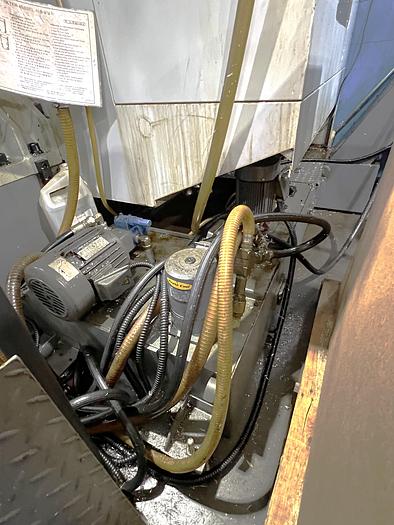 Used 2005 Hyundai-Kia VX500 3 Axis Vertical Machining Center