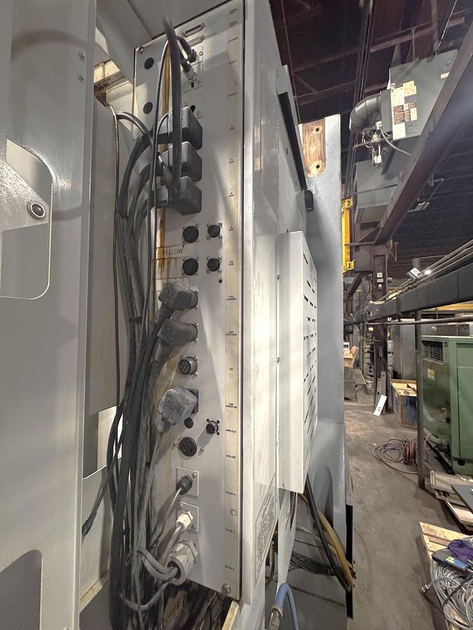 Used 2004 Haas VF8/50 with 50 Taper Spindle, 10,000 RPM Geared Head, Coolant Thru Spindle, Probe Ready, PCool, Auger, Side Mounted ATC