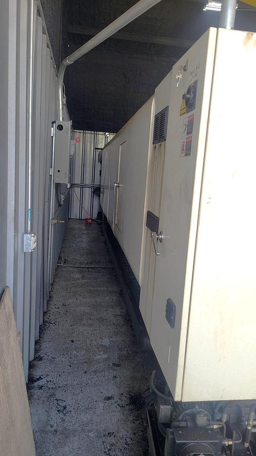 Used 2006 Hankook Protec 9NC/4000 with 10" Bar Capacity, 160" Centers, (2) 25" Manual Chucks, Fanuc 21iTB Control