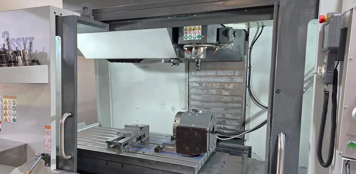Used 2021 Haas VF-3SSYT with Haas HRT160 4th Axis Tbl, Haas Probing Tool & Part Probe, 15,000 RPM, Coolant thru the Spindle, Pcool