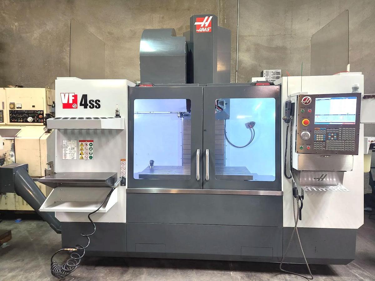 Used 2017 Haas VF4SS with Haas Probing Package, 15,000 RPM, 40 Tool ATC, Prepped for both 4th & 5th Axis Capabilities, Auger