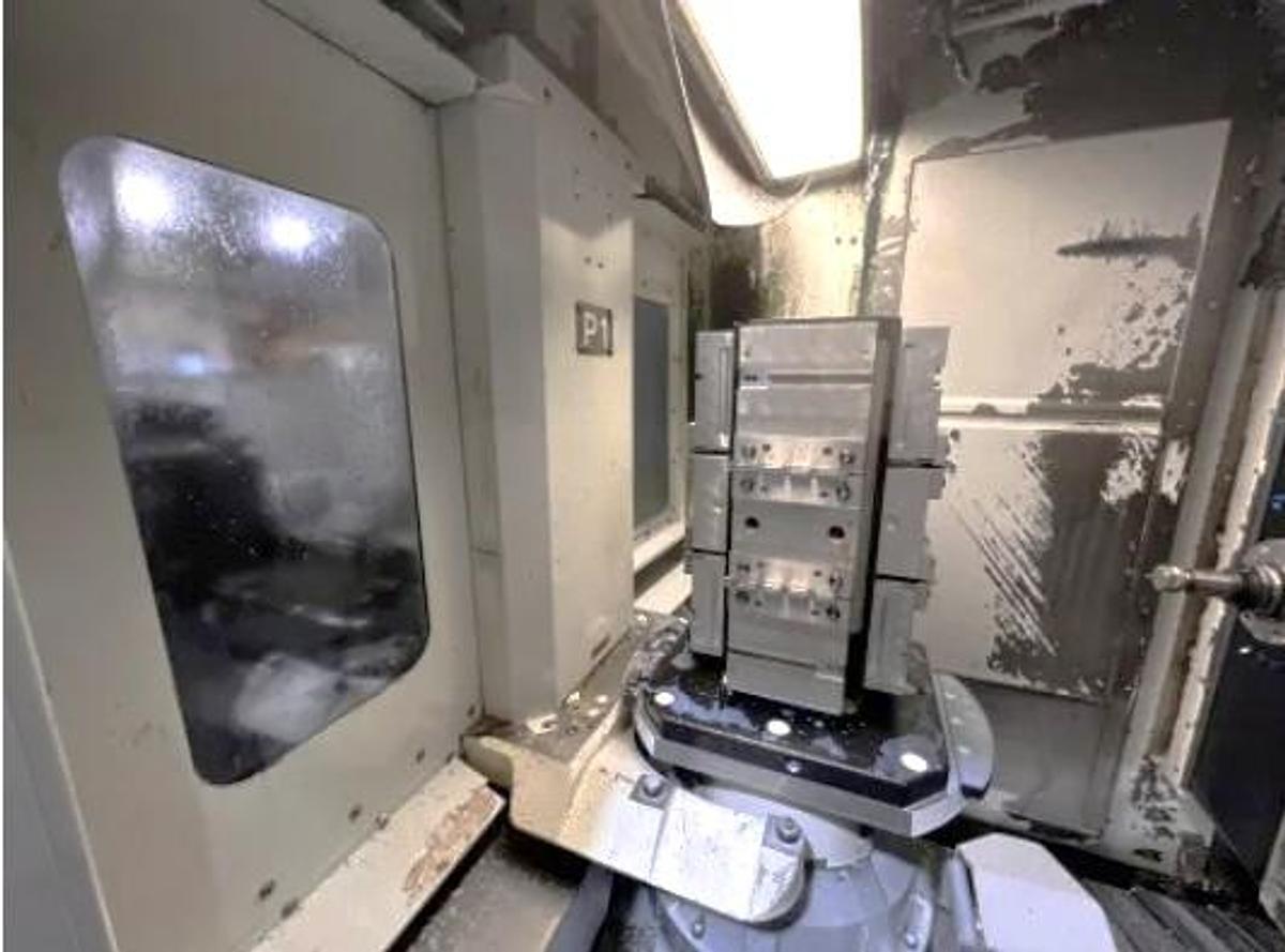 Used 2006 Haas EC-400PP w/ 6-Pallet Pool, 12,000 RPM, TSC, Haas WIPS Probing, Full 4th Axis, 70 ATC