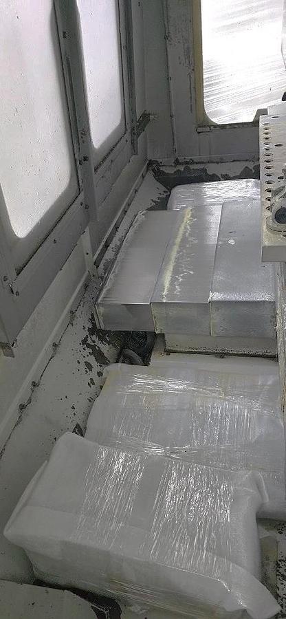 Used 2006 Haas VF-2D WIPS Renishaw Tool & Part Probe, Wired for 4th Axis, Macros, Programmable Coolant, 10k rpm Spindle, High-Speed Machining