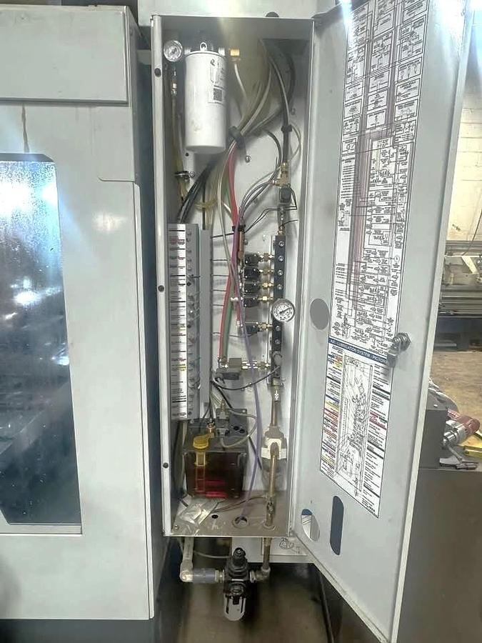 Used 2022 Haas VF4 with Probing, 30 Station Sidemount ATC, HSM, Hi Press Coolant, Pcool, 8100 RPM, Vices, Tool Holders Included