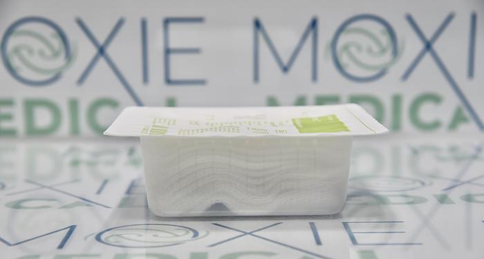 COVIDIEN 7317 VISTEC X-RAY DETECTABLE SPONGES 16-PLY 4" X 4" (PACK OF 10)