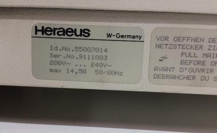 Used LABORATORY EQUIPMENT :  FABRIC INSPECTION LAMP HERAEUS  SUNTEST