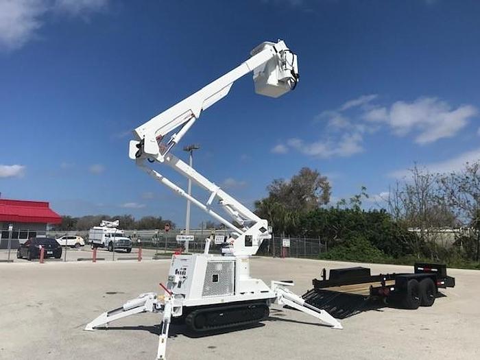 Used 2008 Versalift SST40EIH 45ft Backyard Bucket Crawler - C31650