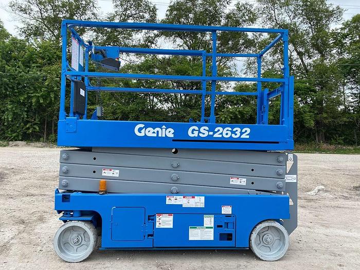 Used 2013 GENIE GS-2632