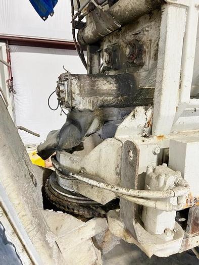 Used 1998 Reimer 9 Yard Volumetric Mixer Truck