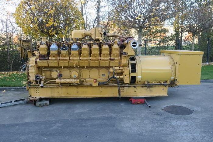 Gebruikt 1995 Caterpillar G3516 - 1000 KWe