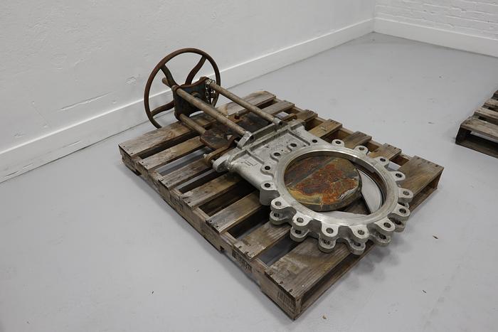 Used True Line 16" Hand Operated V-Port Knife Gate Valve #43840