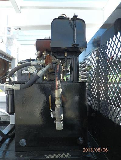 Used 1977 Smeal 5T Pump Hoist Rig