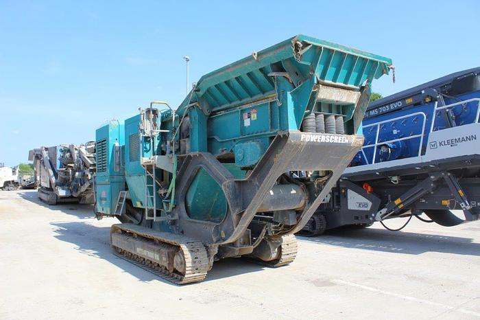 Used 2015 Powerscreen Metrotrak 900 x 600
