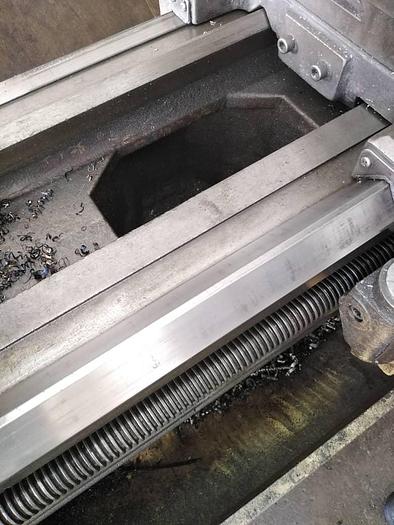 Used TAIWAN BRAND YAM LATHE MACHINE