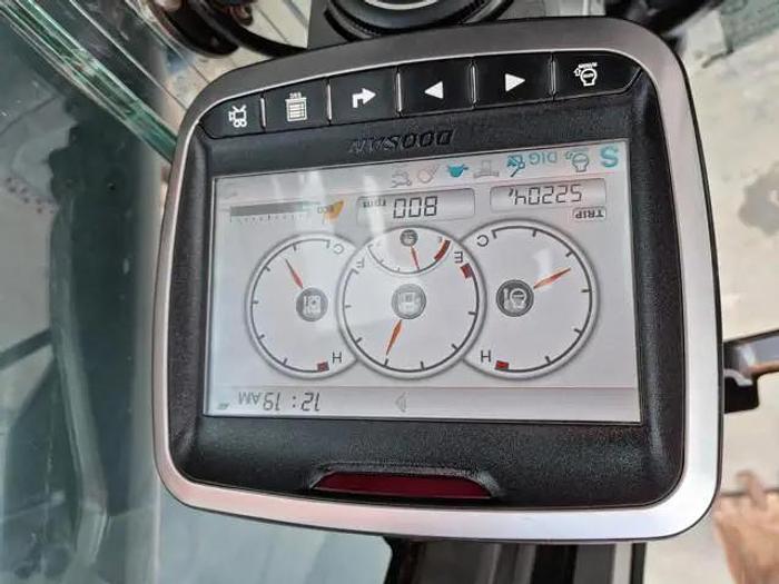 Gebraucht 2015 Doosan DX255LC-5