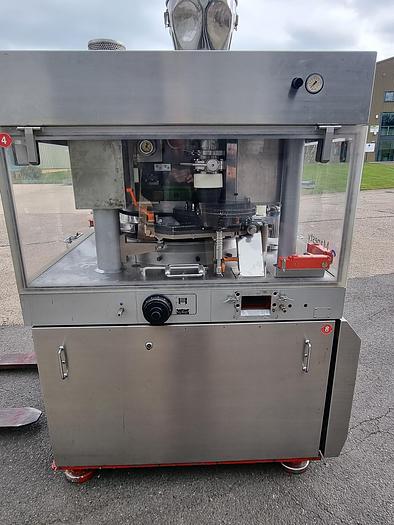 Used 2002 Manesty rotapress 55 D punches bI layer