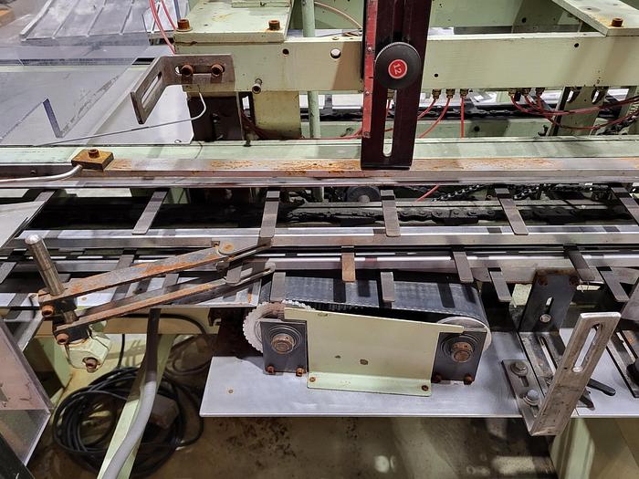 Used Jones CMV-6 vertical cartoner - tuck closure