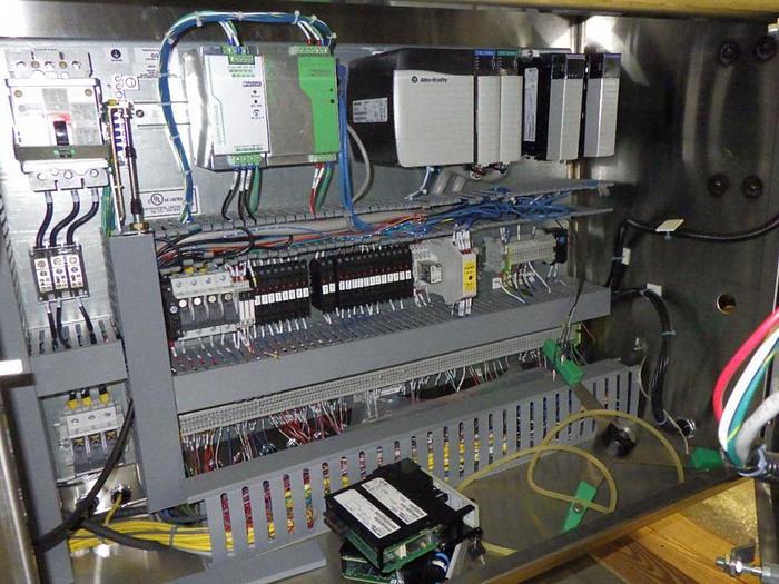 Used Kliklok 2015 Vari-Right Tri Closer Sealer