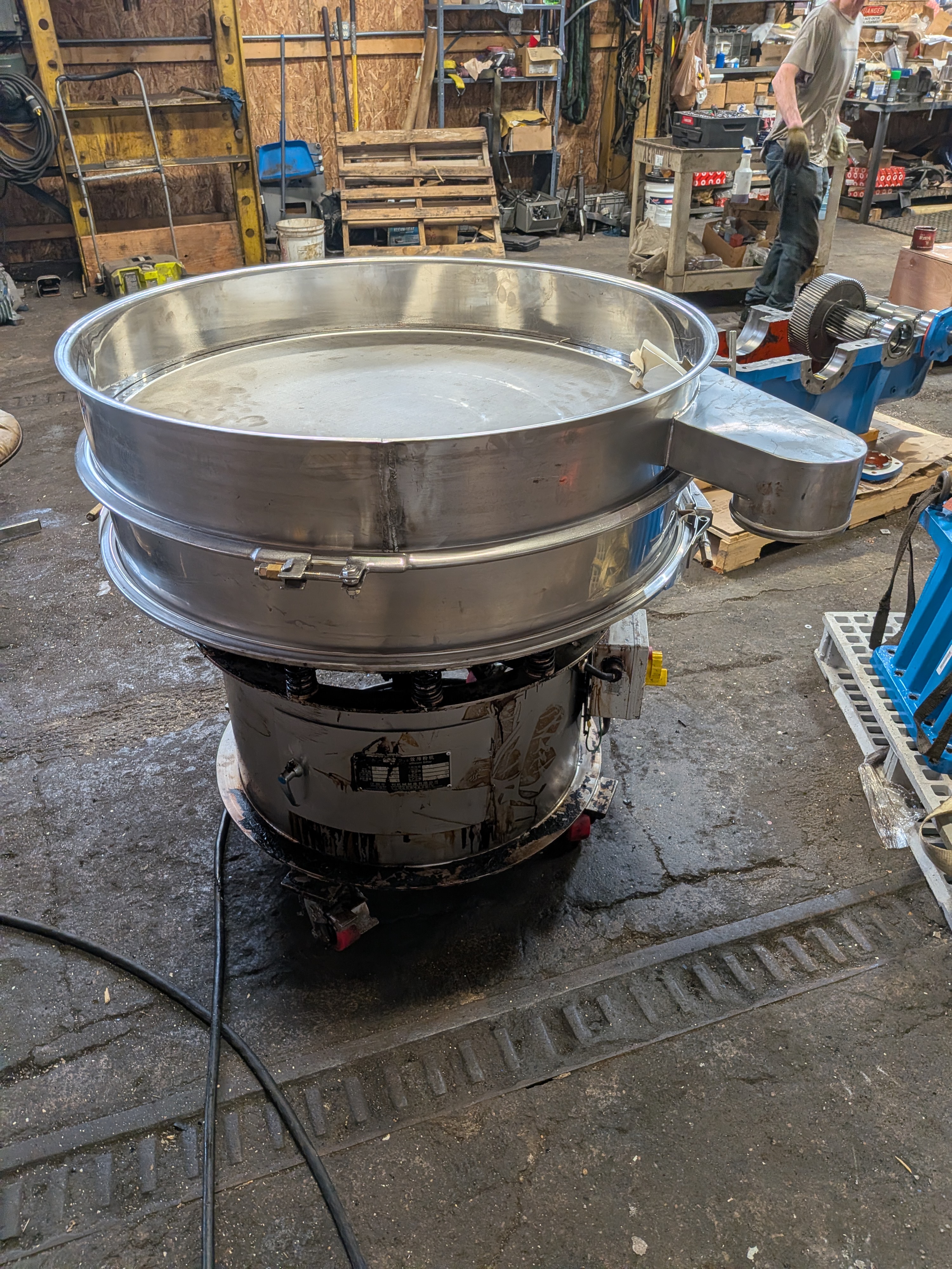 Used 40 diameter Stainless 2 deck sifter with 2 separations