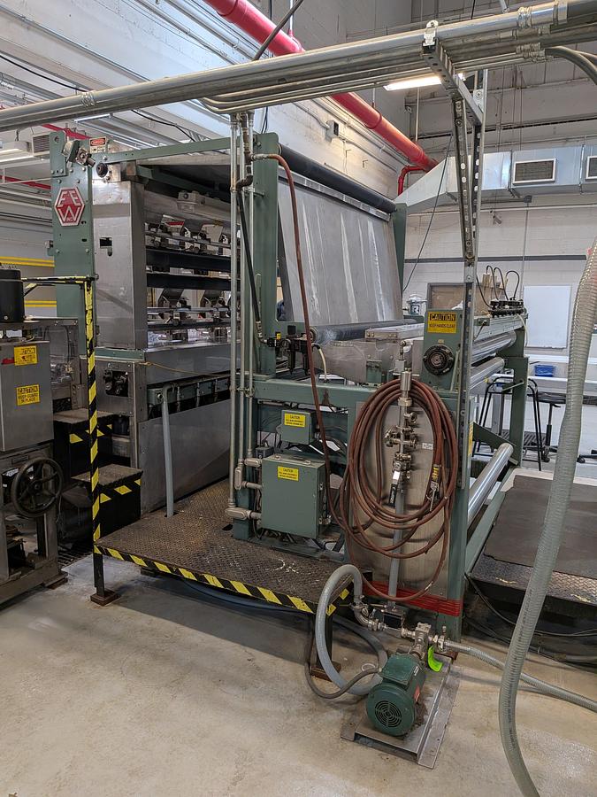 Used Bosch 303 wrapper with Elsner folder for towlettes