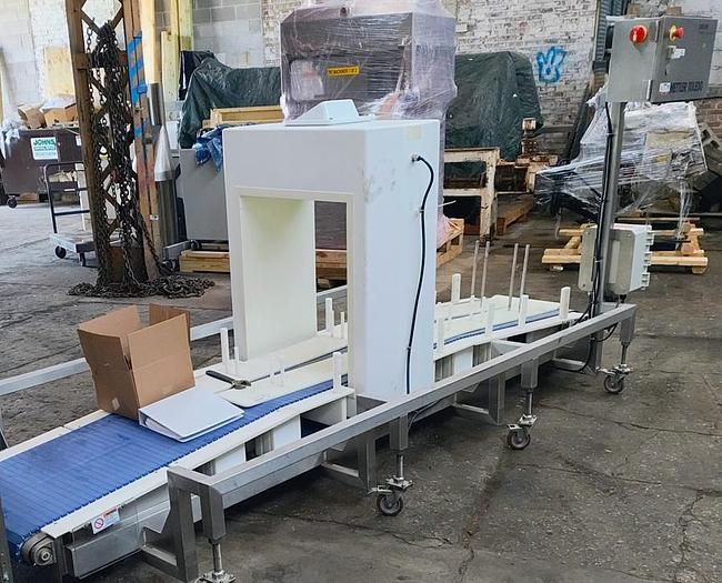 Used Safeline SL2000 Large format metal detector - 24x 28 opening