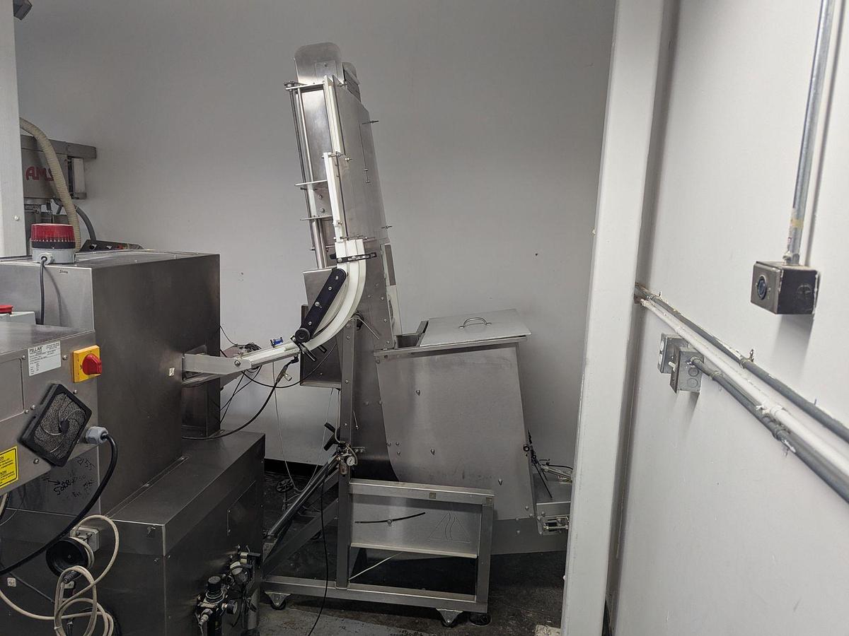 Used Kalish StarCap Automatic Chuck Capper.