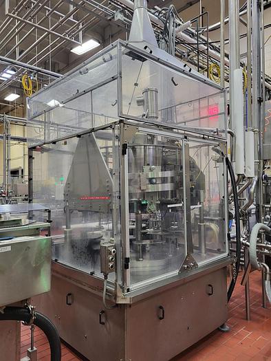 Used MRM RP8 - Gallon  piston filler with spare quart pistons