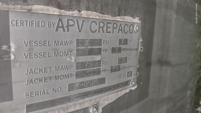 Used 2500 gal  JCVS single motion scrape tanks 75psi