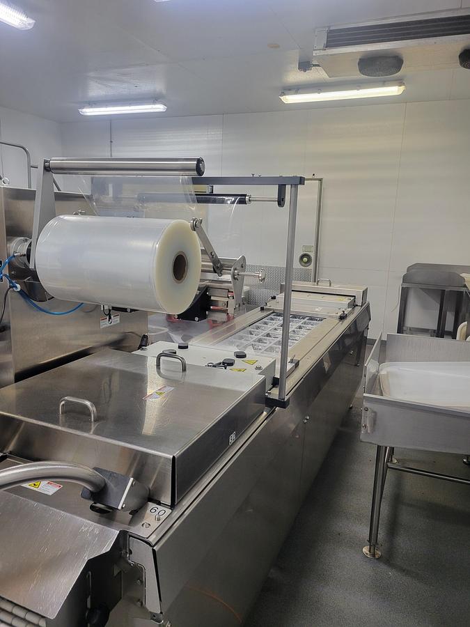 Used M U L T I V A C   Packaging Machine Model F 100