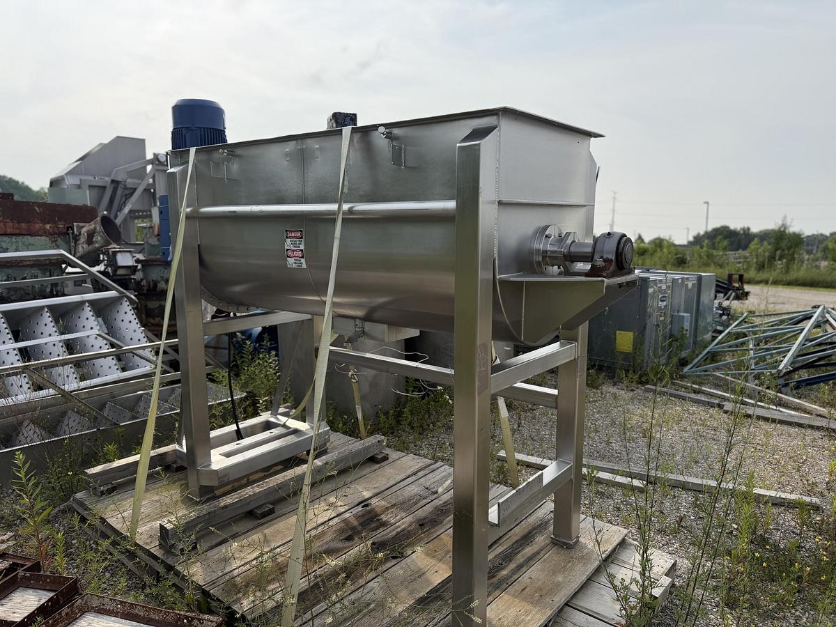 Used 40 cuft Lowe Ribbon Blender