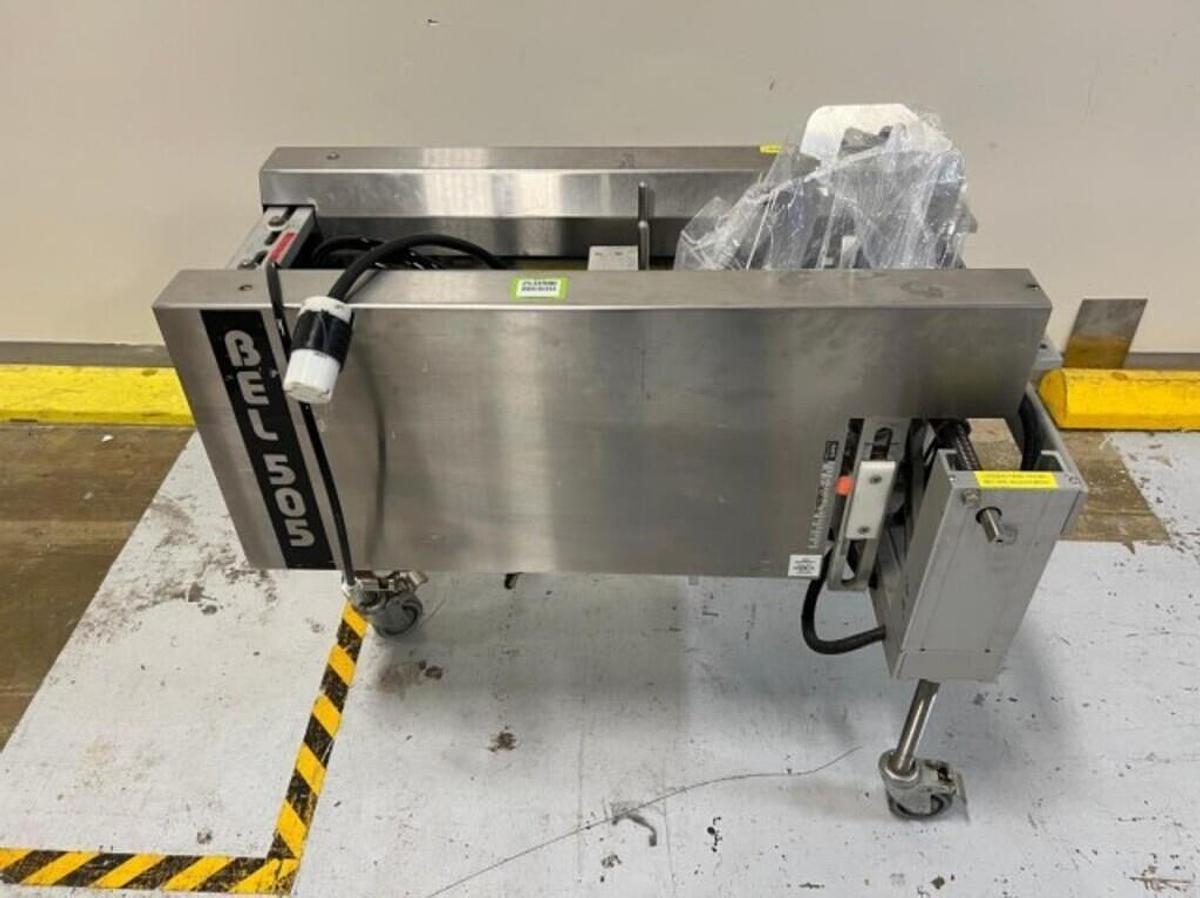 Used Belor 505 snap folder case erector