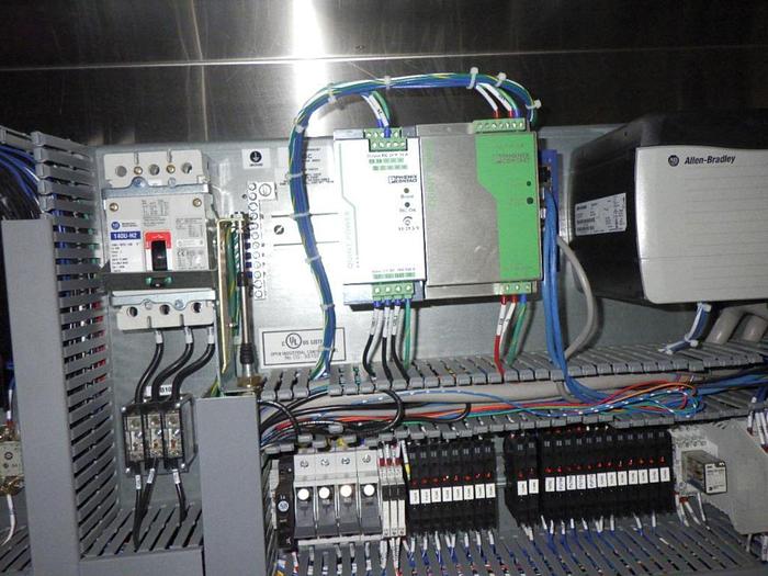 Used Kliklok 2015 Vari-Right Tri Closer Sealer