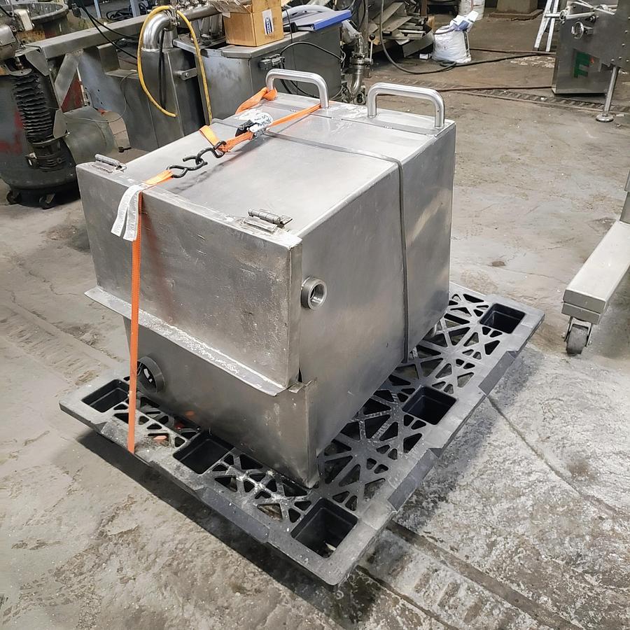 Used Twin Piston Gallon Filler with hopper