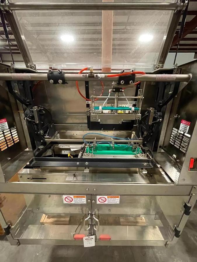 Used Syntegon Kliklok KFW KF Topload  Carton Former