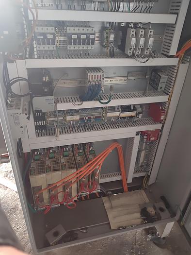 Used Bosch 7520 Dual Head Tray Former