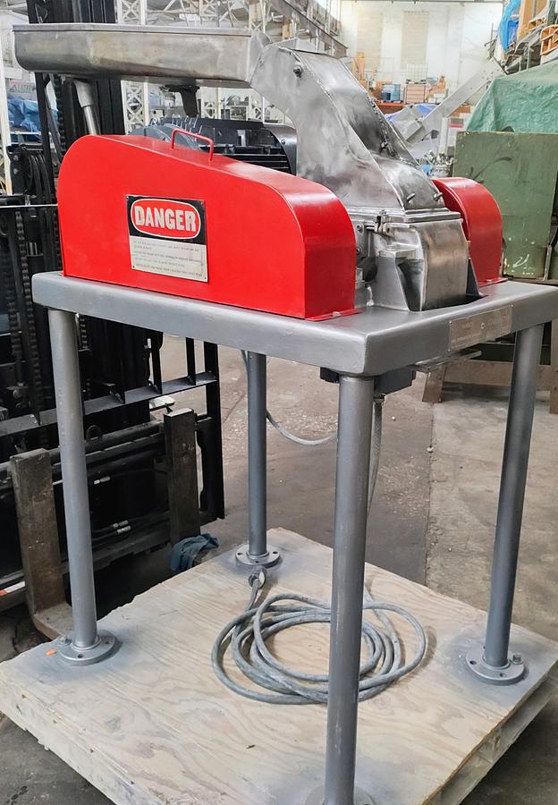 Refurbished Fitzmill DASO6 6" Hammer Mill