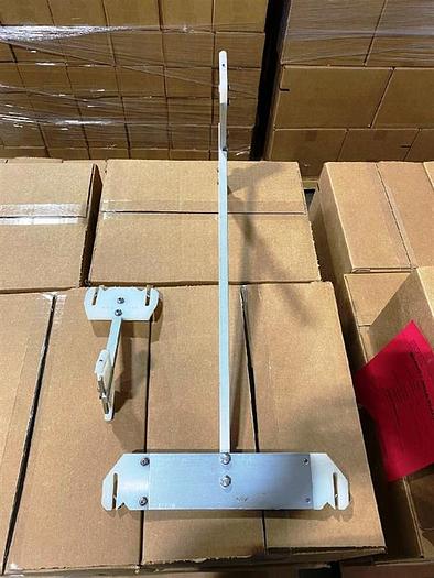 Used AXON SLEEVE LABELER/ BANDER FOR LARGE BOTTLES AND JARS- MODEL EZ 400