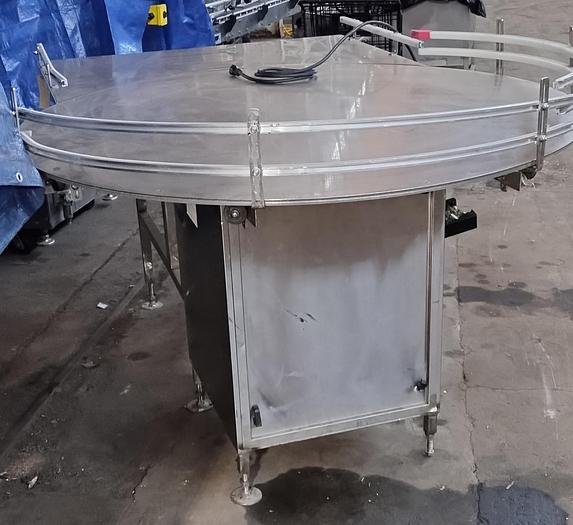 Used Inline Filling Systems 60" accumulation table