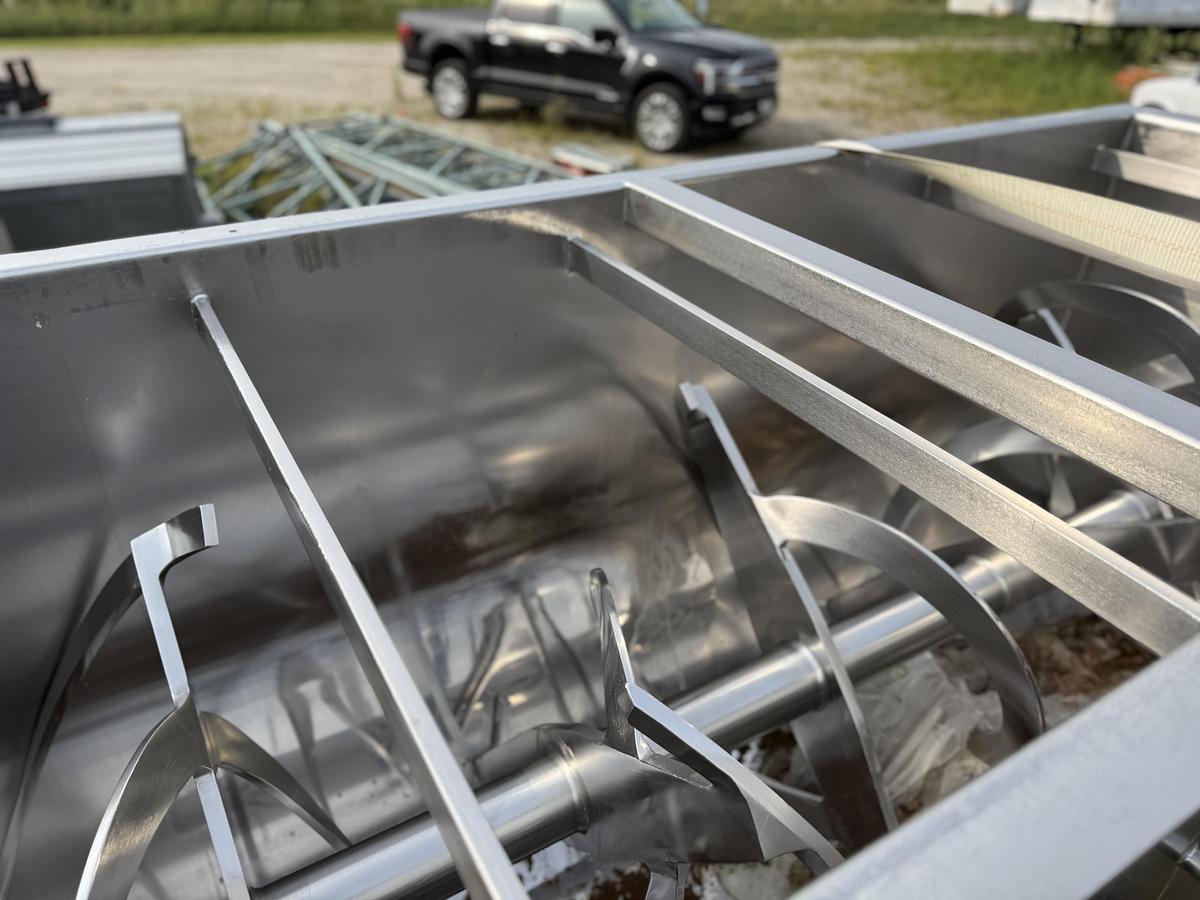 Used 40 cuft Lowe Ribbon Blender