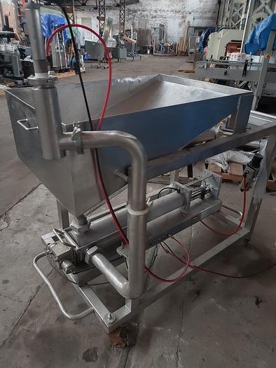 Used 1 gallon piston transfer pump with pnuematic filler nozzle