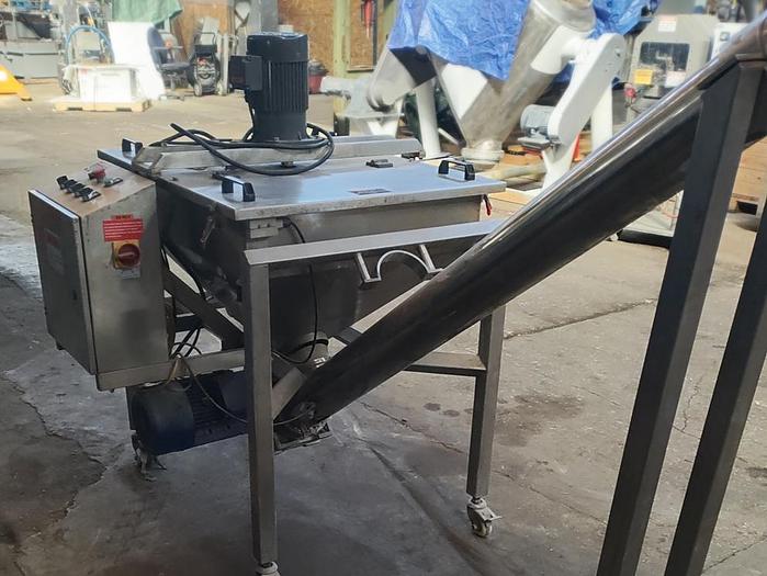 Used All Fill Screw Feeder with Agitated hopper