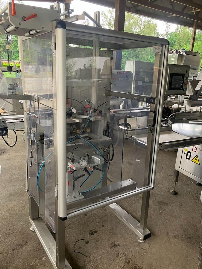 Used AESUS Delta Shrink Labeler