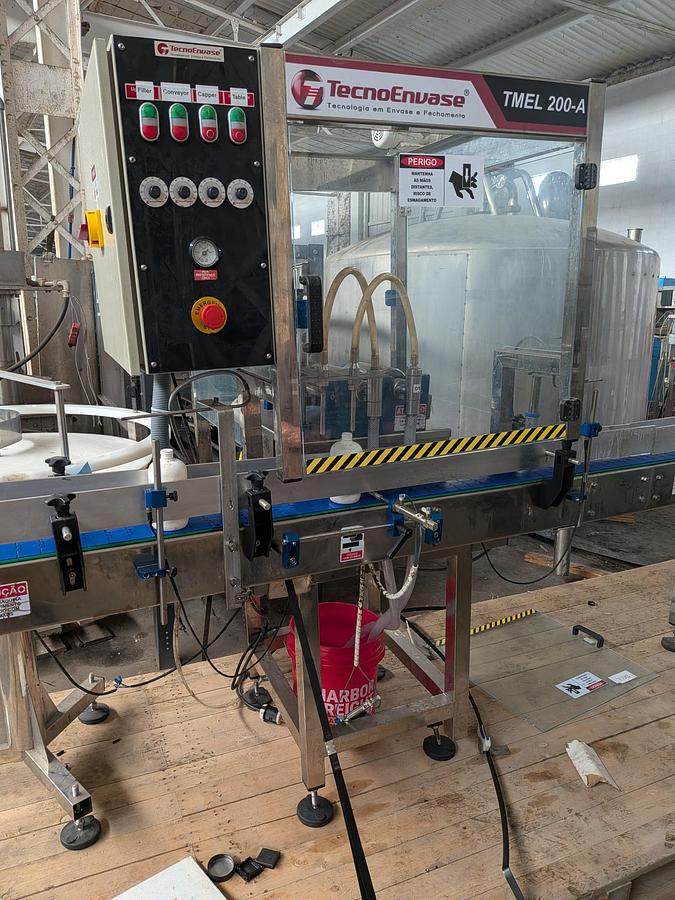 Used TechnoEnvase Twin piston filling line