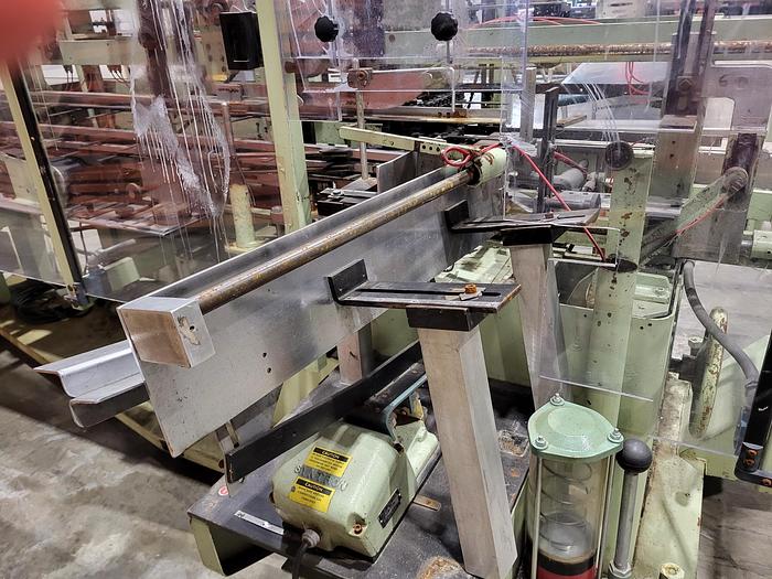 Used Jones CMV-6 vertical cartoner - tuck closure