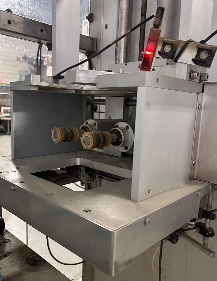 Used AESUS Delta Shrink Labeler