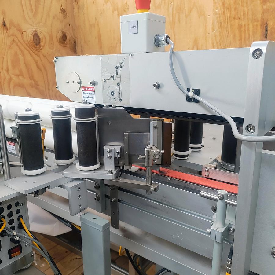 Used LSI Front and Back Labeler with integrated hold down