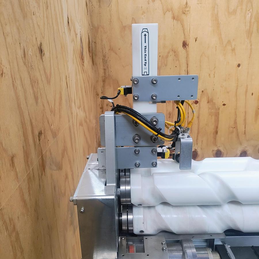 Used LSI Front and Back Labeler with integrated hold down