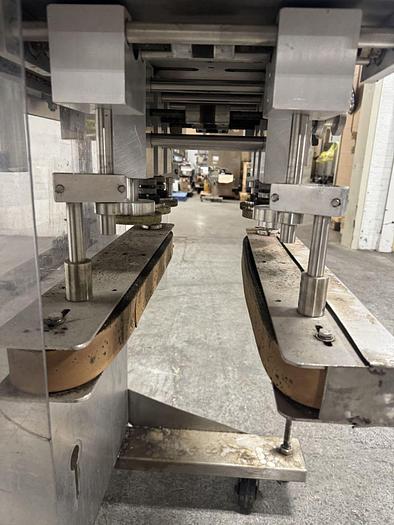 Used Surekap Sk600 cap retorquer